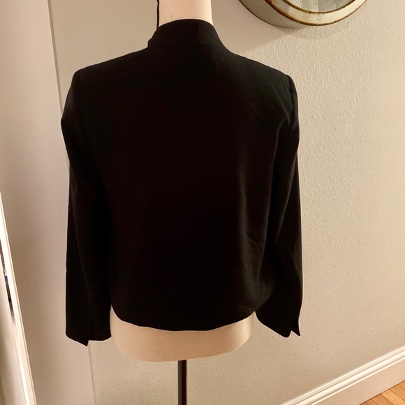 Banana Republic black crop jacket - Picture 2 of 7